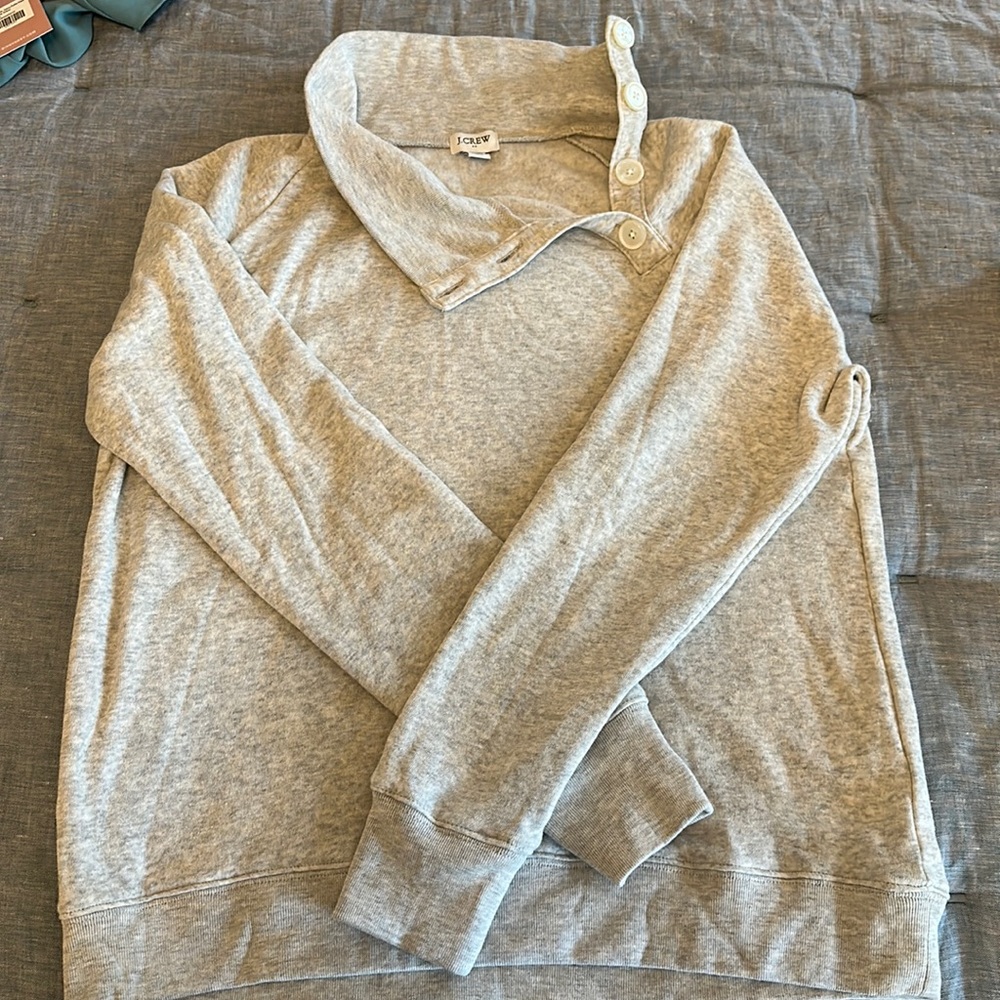 Women’s JCrew pullover, size M